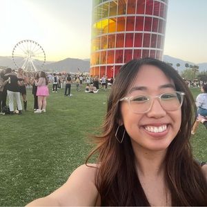 Meet your Posher, Ashley